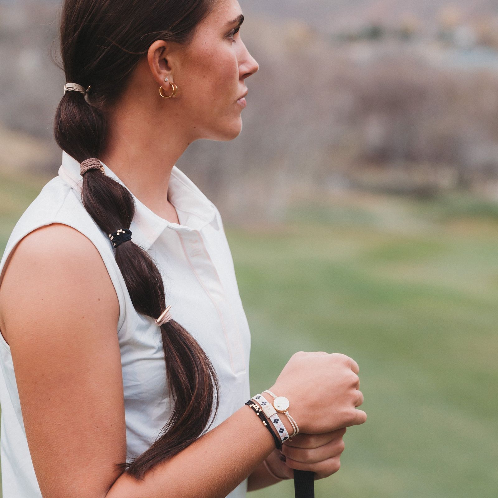 Mid-Back Bubble Ponytail Mid-Back Bubble Ponytail — Golf Hairstyles