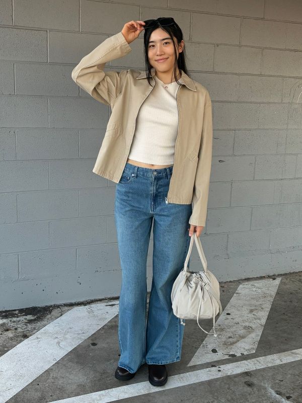 Casual Everyday with Drawstring Bag and Flared Jeans Casual Everyday with Drawstring Bag and Flared Jeans — Coach Bag Outfits