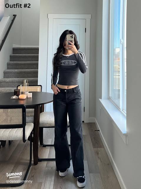 Denim Outfit Idea — Low Rise Jeans Outfits