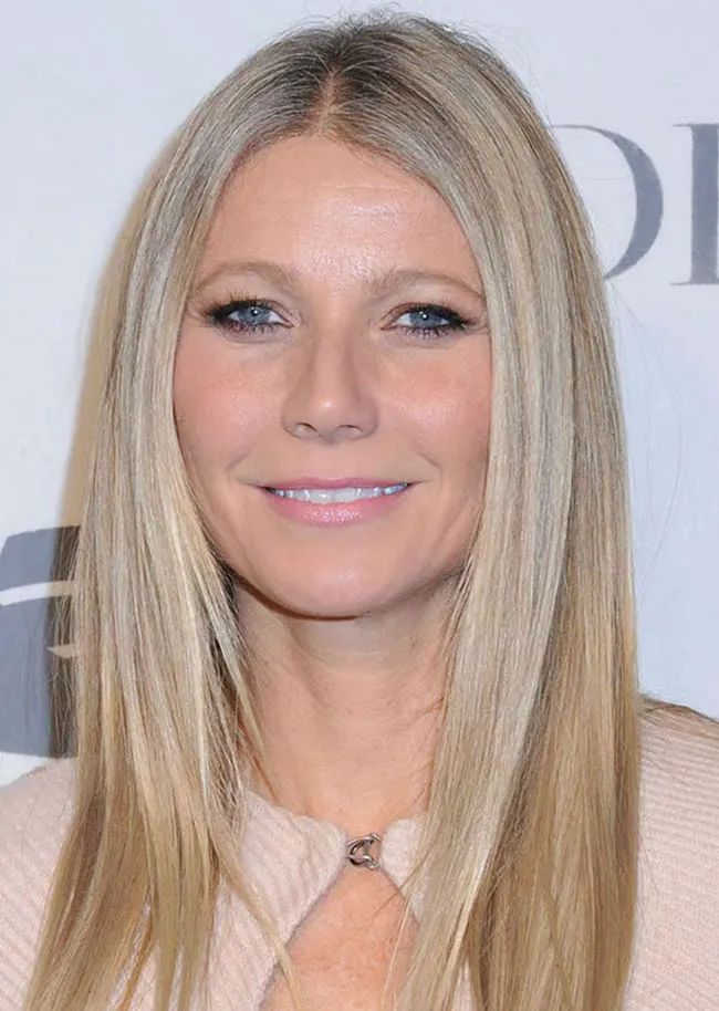 подбородок Visual Idea подбородок Visual Idea — Blonde Hair Over 50