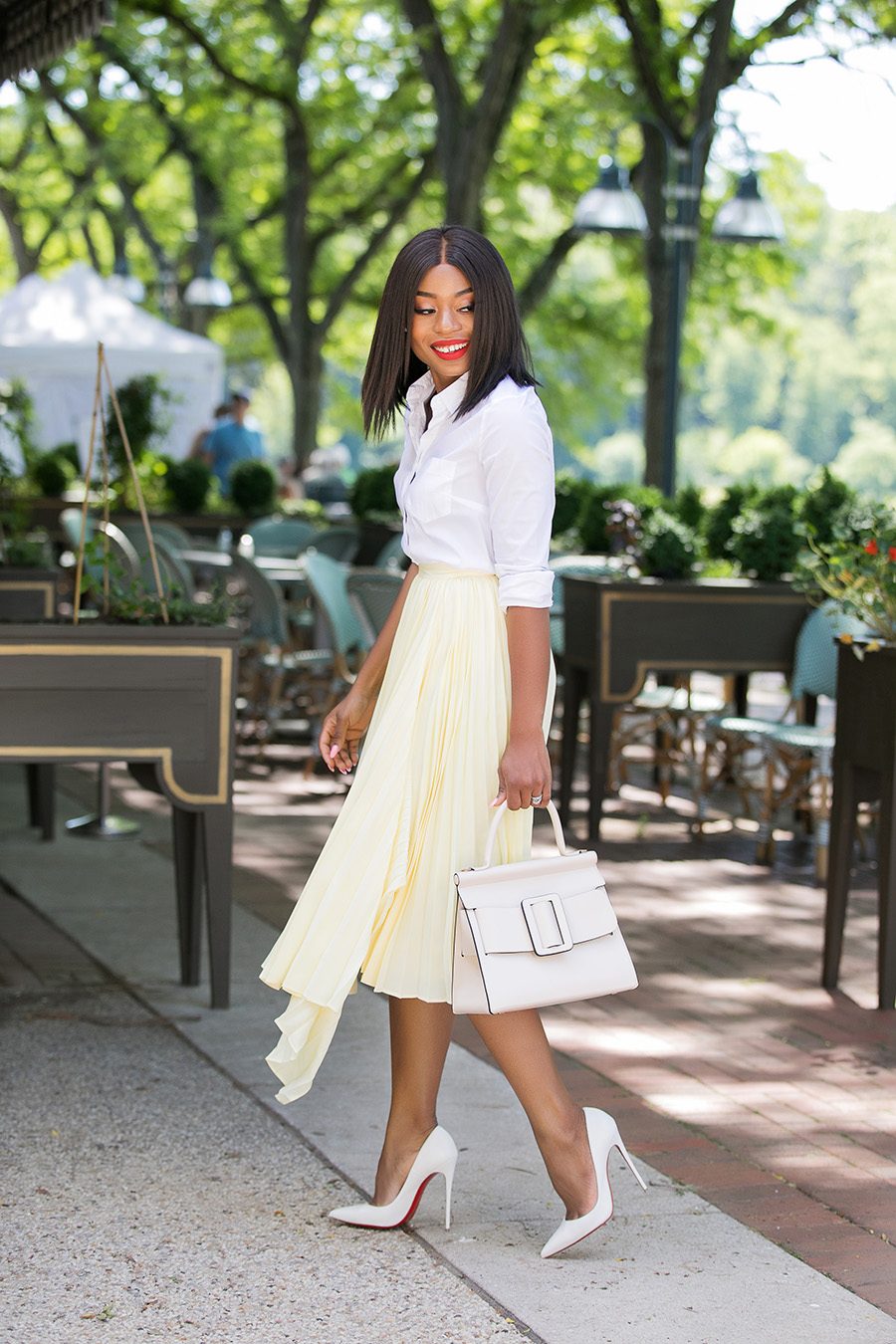 Fresh Daytime Look: Pale Yellow Pleated Skirt with Button-Down Shirt — Pleated Skirt Outfits