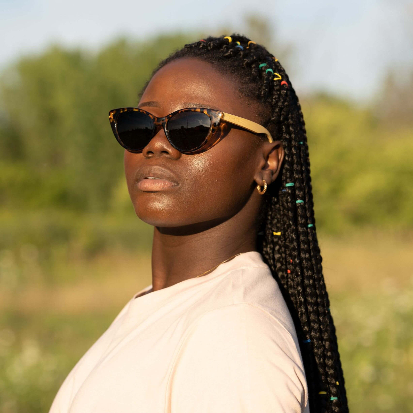 Brown and Black Cat-Eye Sunglasses with Peach T-Shirt — Sunglasses for Round Face