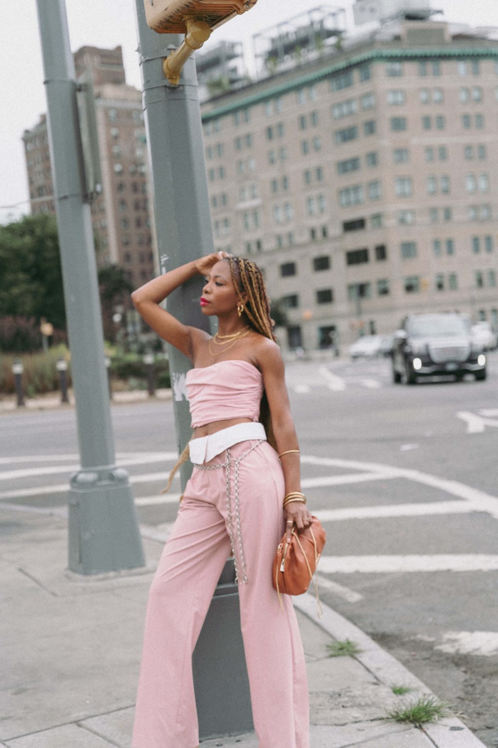 White Trim Top with Wide-Leg Jeans and Pearls White Trim Top with Wide-Leg Jeans and Pearls — Soft Girl Outfits