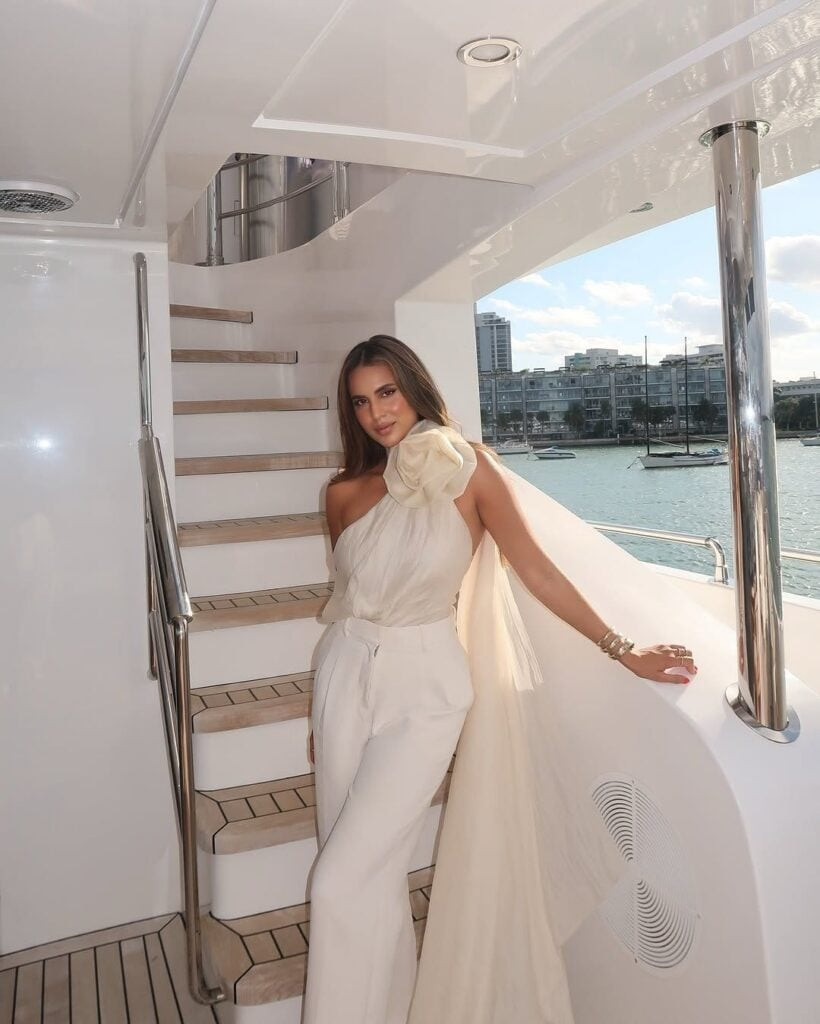 One-Shoulder Top with Floral Appliqué and Wide-Leg Trousers — Cruise Dinner Outfits