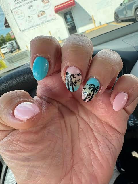 Beach Vacation Visual Idea — Miami Nails