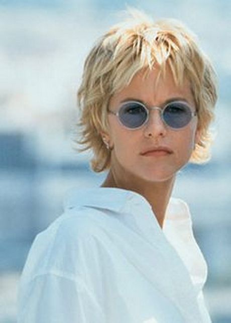 Textured Ash Blonde Pixie With Choppy Bangs — Layered Hair