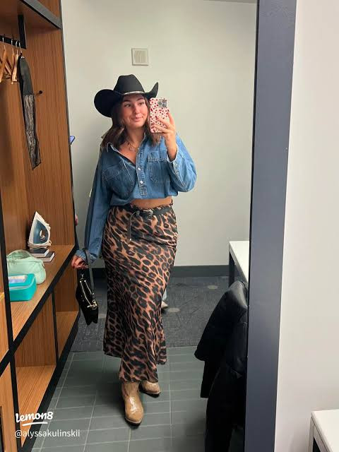 Leopard Print and Denim: A Bold Mix with Light Brown Cowboy Boots — Cowboy Boots with Skirt Outfits