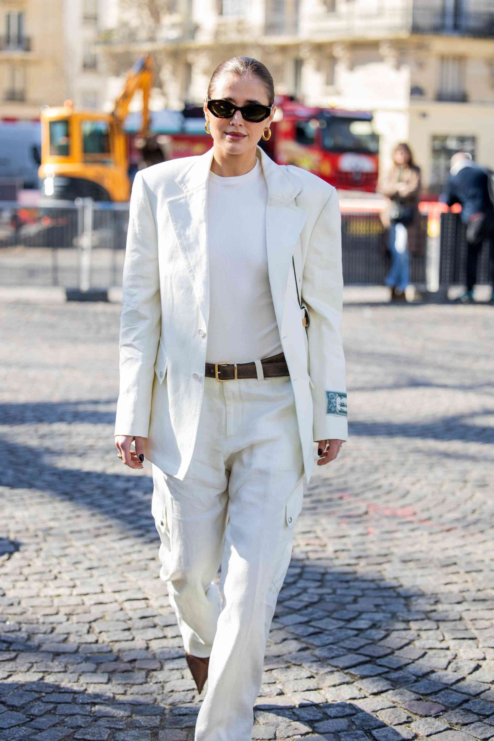 Monochromatic White Linen for Chic Street Style — Blazer Outfits