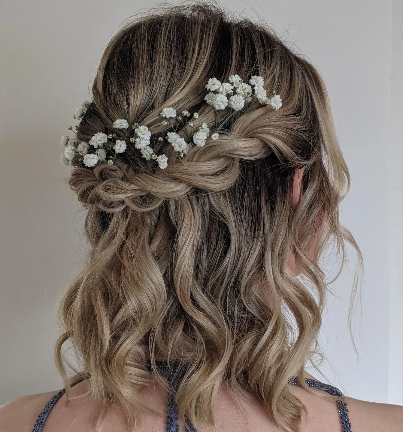 Collarbone Bob With Braided Half-Up Curls Collarbone Bob With Braided Half-Up Curls — Half Up Half Down Short Hair