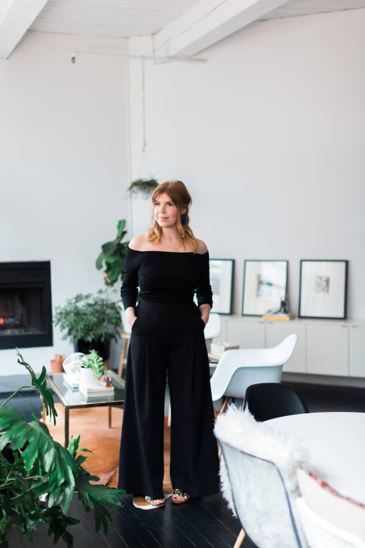Modern Elegance: Black Off-the-Shoulder Top with Wide-Leg Pants — Therapist Outfits