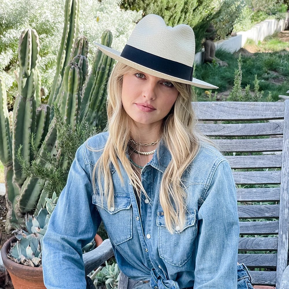 Denim Delight: Straw Fedora with Blue Denim Shirt and Gold Necklaces — Fedora Outfits Women
