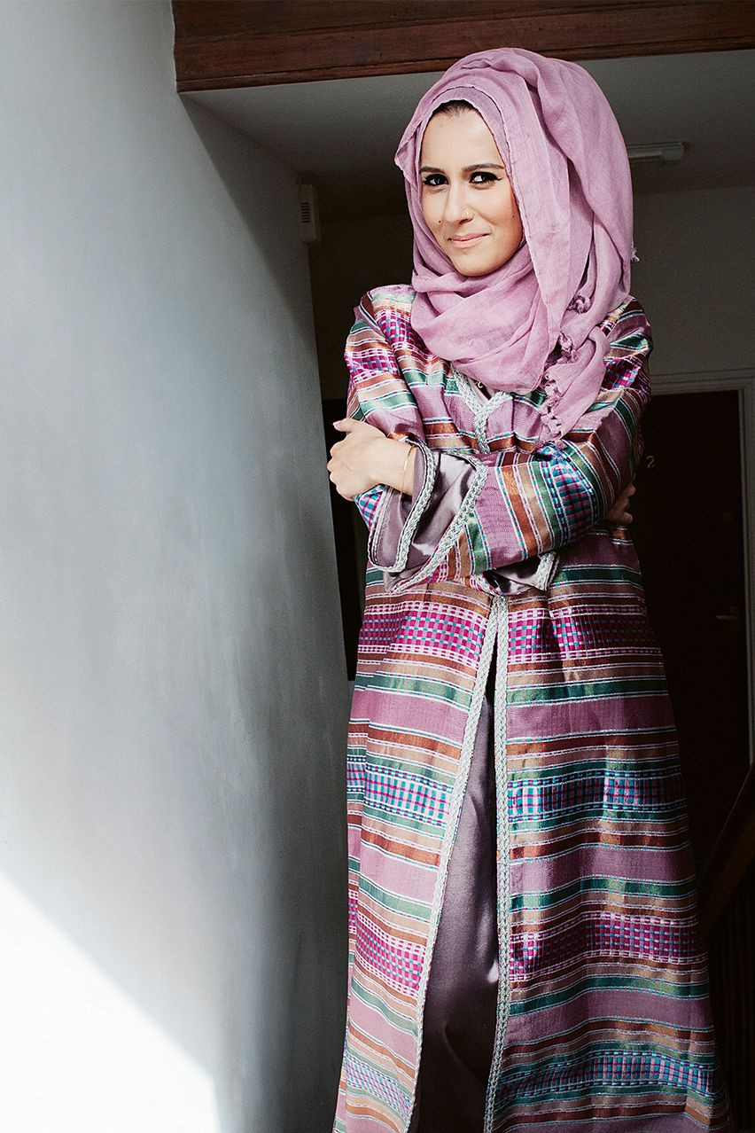 Vibrant Striped Abaya for a Bold Modest Look — Abaya Outfits