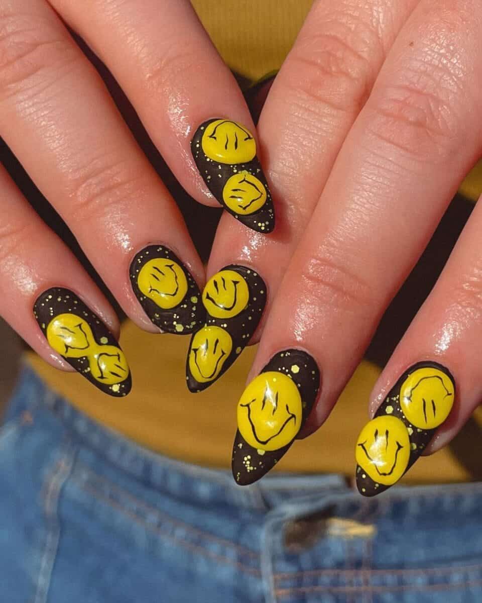 Visual Idea — Smiley Face Nails