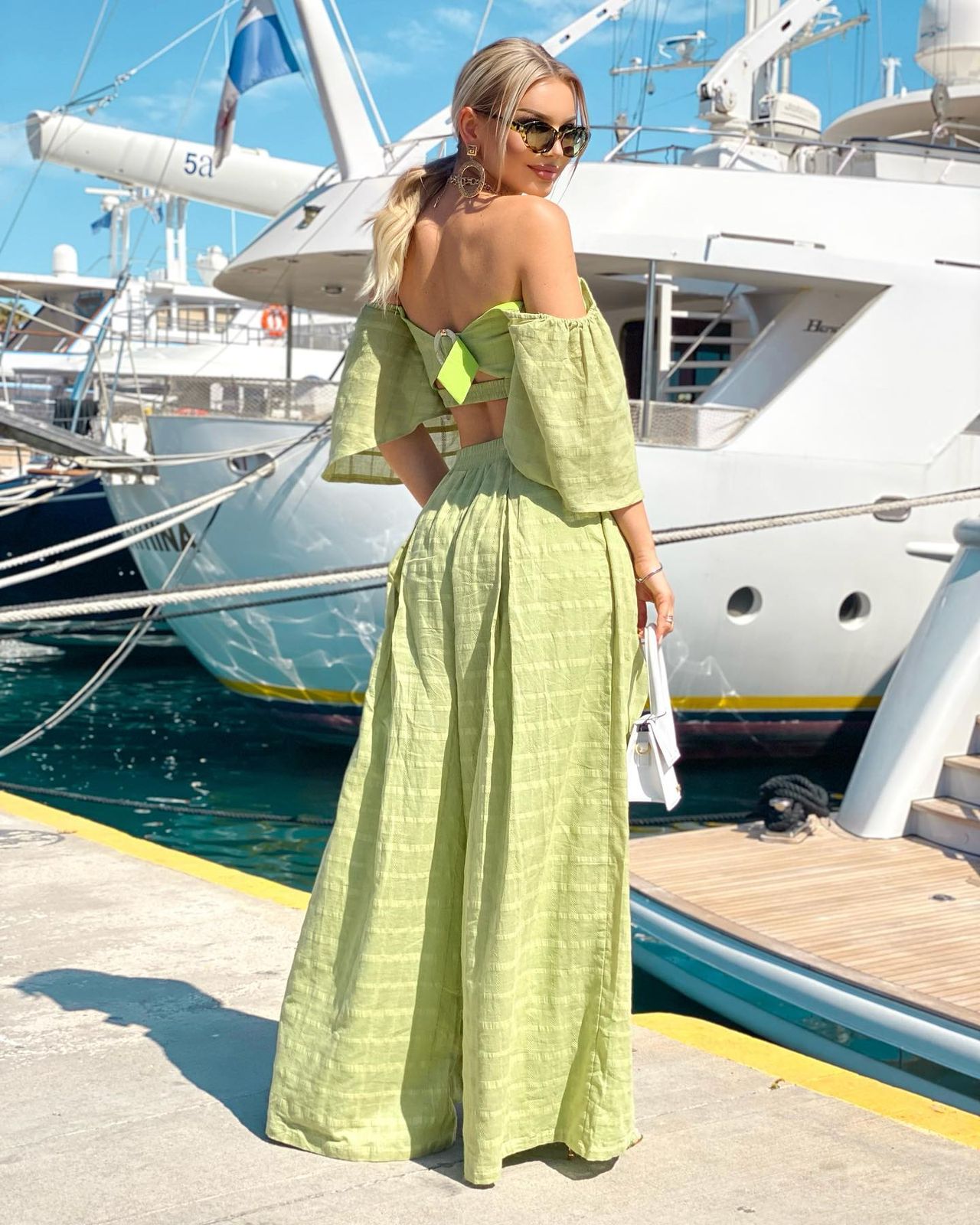 Lime Green Off-the-Shoulder Set for a Stylish Boat Day Lime Green Off-the-Shoulder Set for a Stylish Boat Day — Boat Outfits