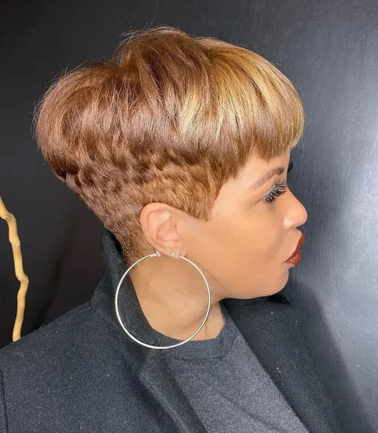 Honey Blonde Pixie With Textured Top Honey Blonde Pixie With Textured Top — 27 Piece Hairstyles