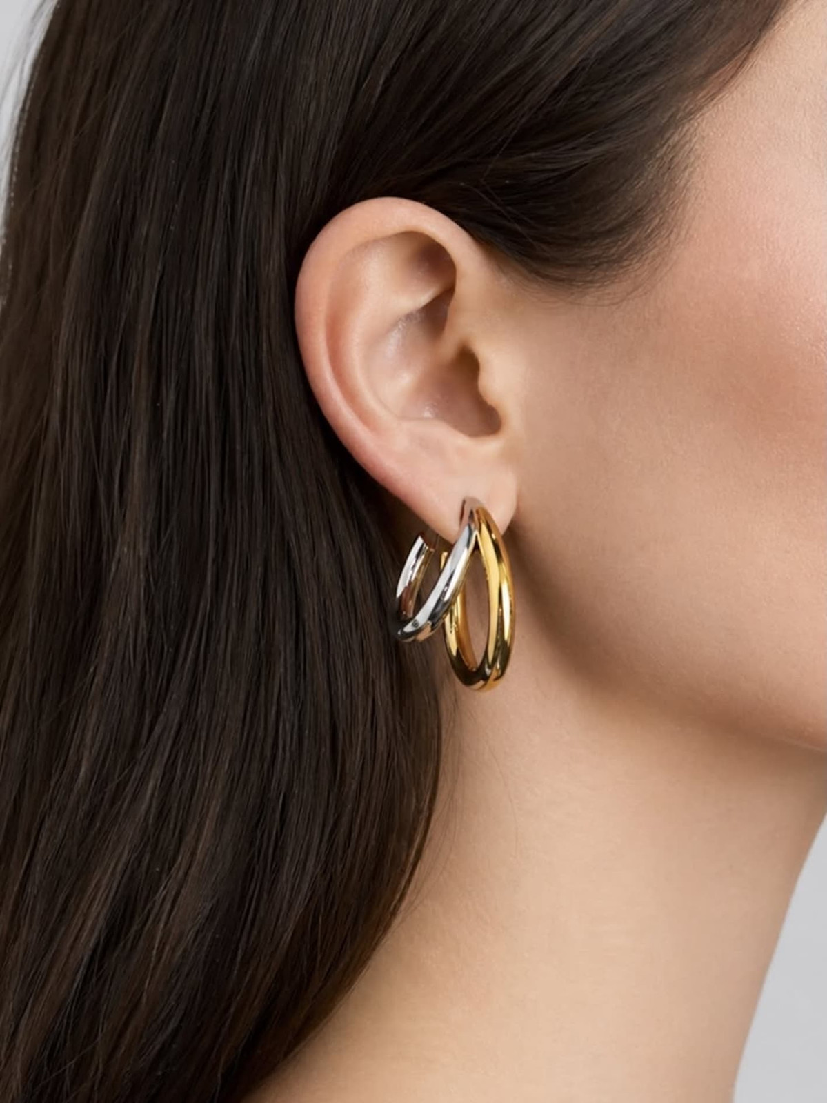 Interlocking Mixed Metal Hoop Earrings for Everyday Interlocking Mixed Metal Hoop Earrings for Everyday — Mixed Metal Jewelry
