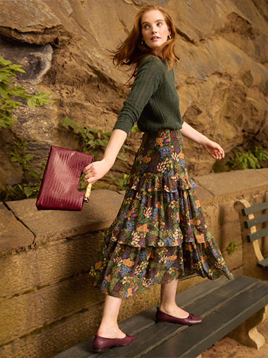Camel Coat and Brown Trousers for Chic Layered Workwear — Workwear Aesthetic Outfits