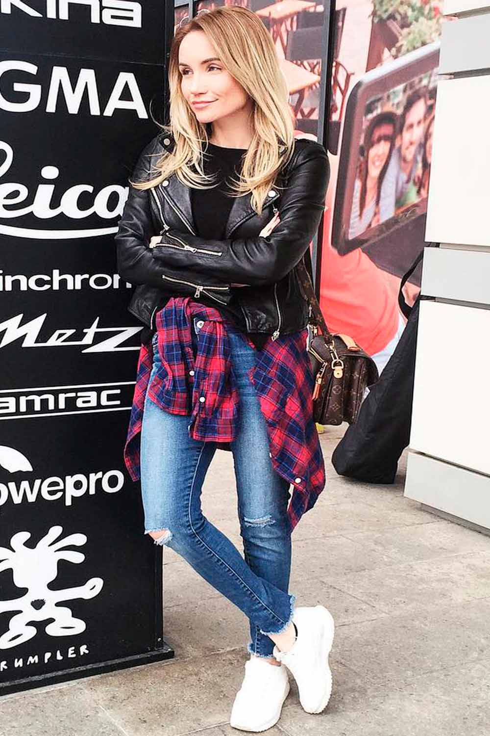 Plaid Flannel Tied Around the Waist with Skinny Jeans — Flannel Outfits