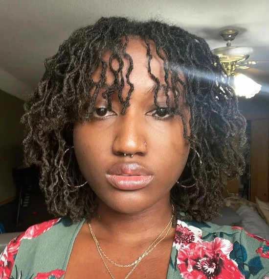Collarbone Bob With Curtain Bangs Collarbone Bob With Curtain Bangs — Micro Locs Bob