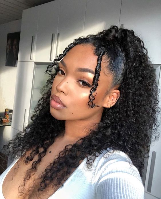 Mid-Back High Black Ponytail With Defined Coils — Curly Ponytail