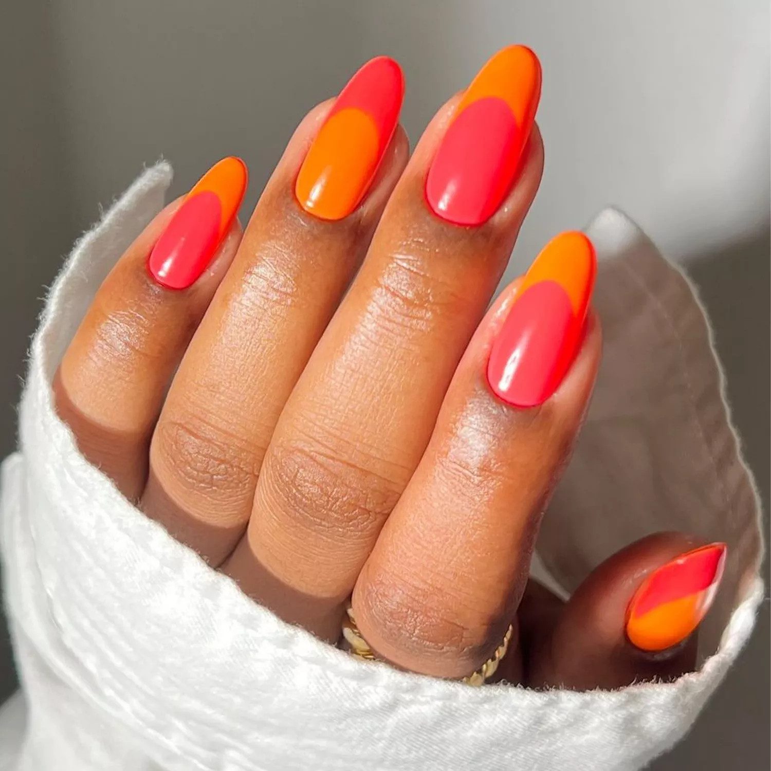 Diagonal Color Block Orange and Neon Coral Diagonal Color Block Orange and Neon Coral — Two Tone Nails
