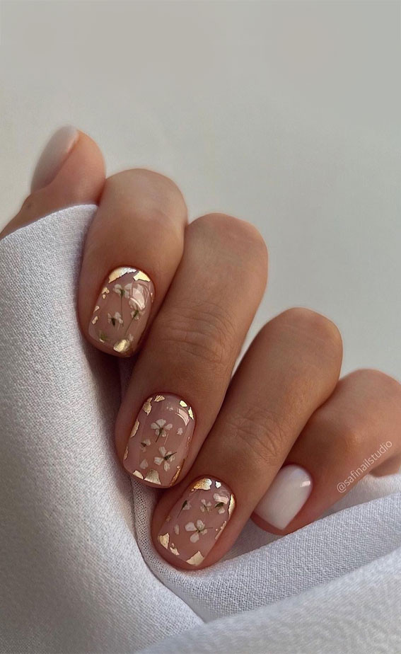 Encapsulated Floral And Gold Foil Overlay Nails Encapsulated Floral And Gold Foil Overlay Nails