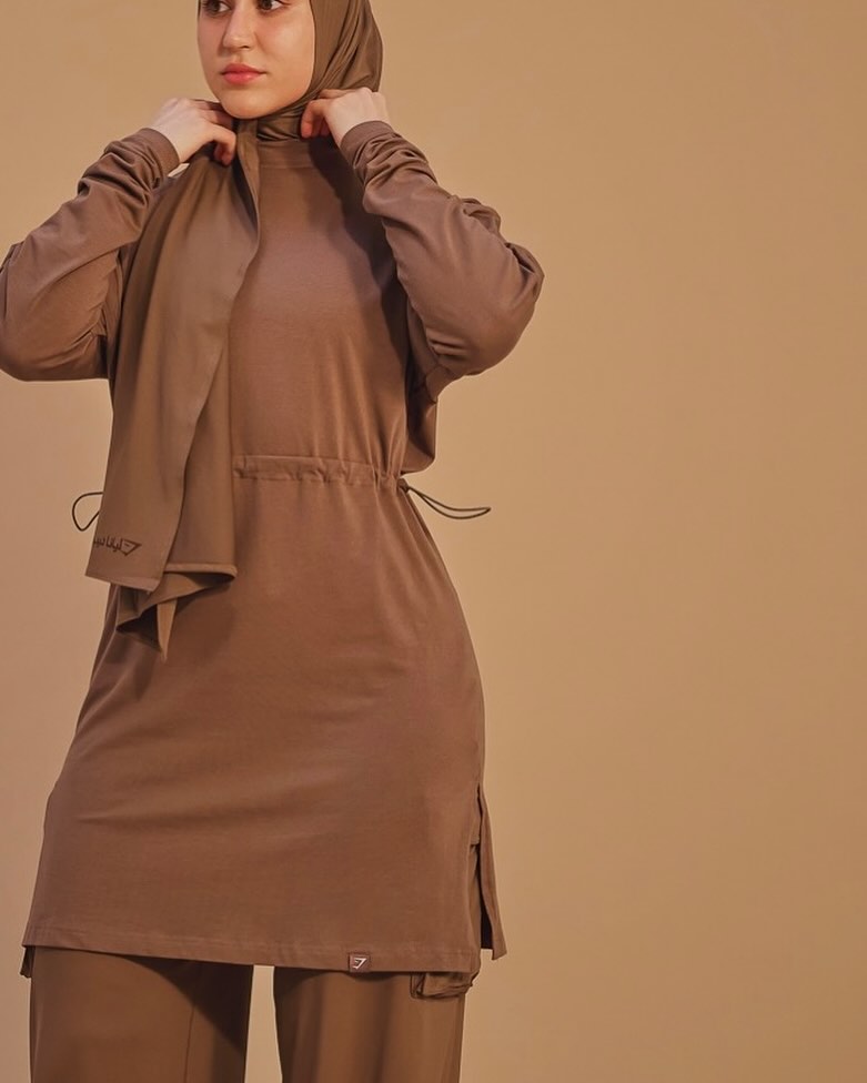 Coordinating Brown Tunic and Trousers for Relaxed Work — Hijab Work Outfits