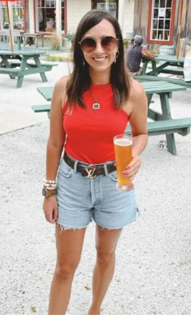 Ribbed Tank and Distressed Shorts for Brewery Casual Ribbed Tank and Distressed Shorts for Brewery Casual — Brewery Outfits
