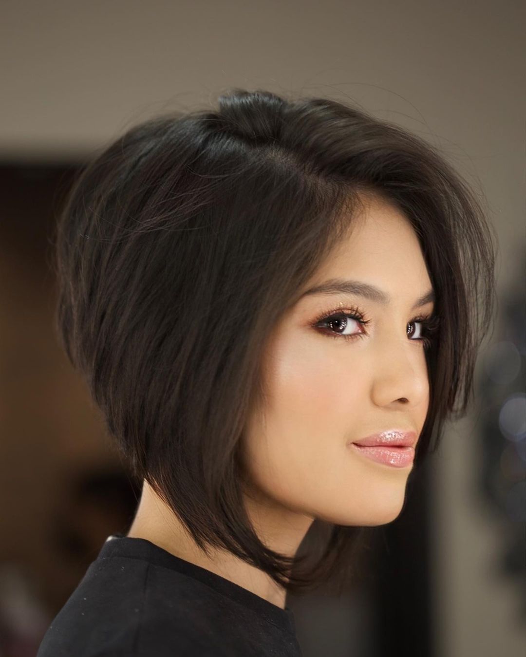 50 Super-Flattering Short Haircuts for Thick Hair - Hair Adviser