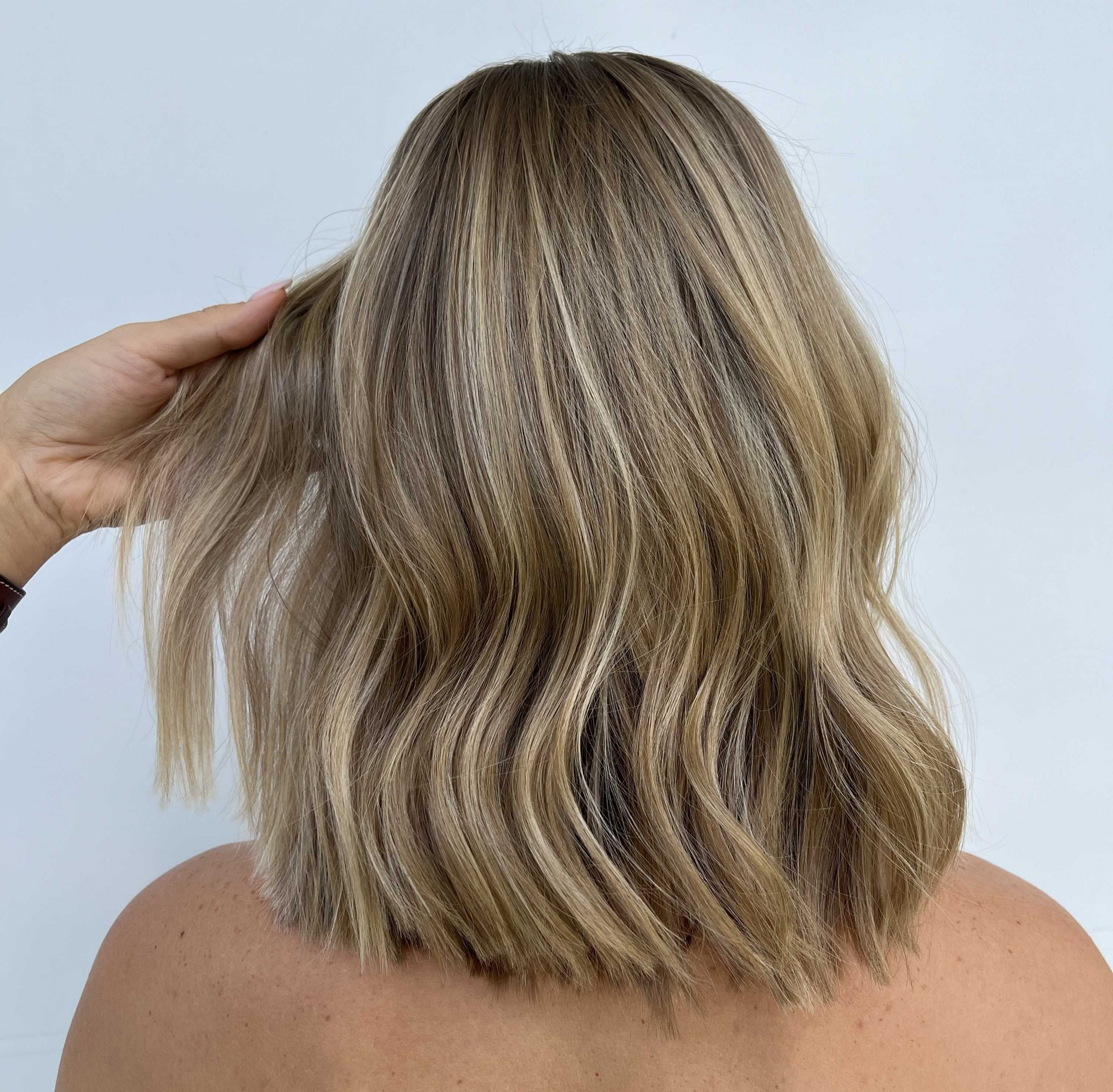 Textured Bob With Subtle Curls Textured Bob With Subtle Curls — Easy Hairstyles for Short Hair