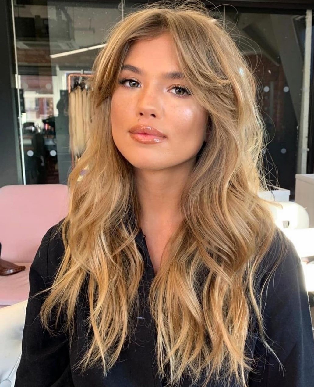 Honey Blonde Layered Face-Framing Bangs — Bangs for Round Face