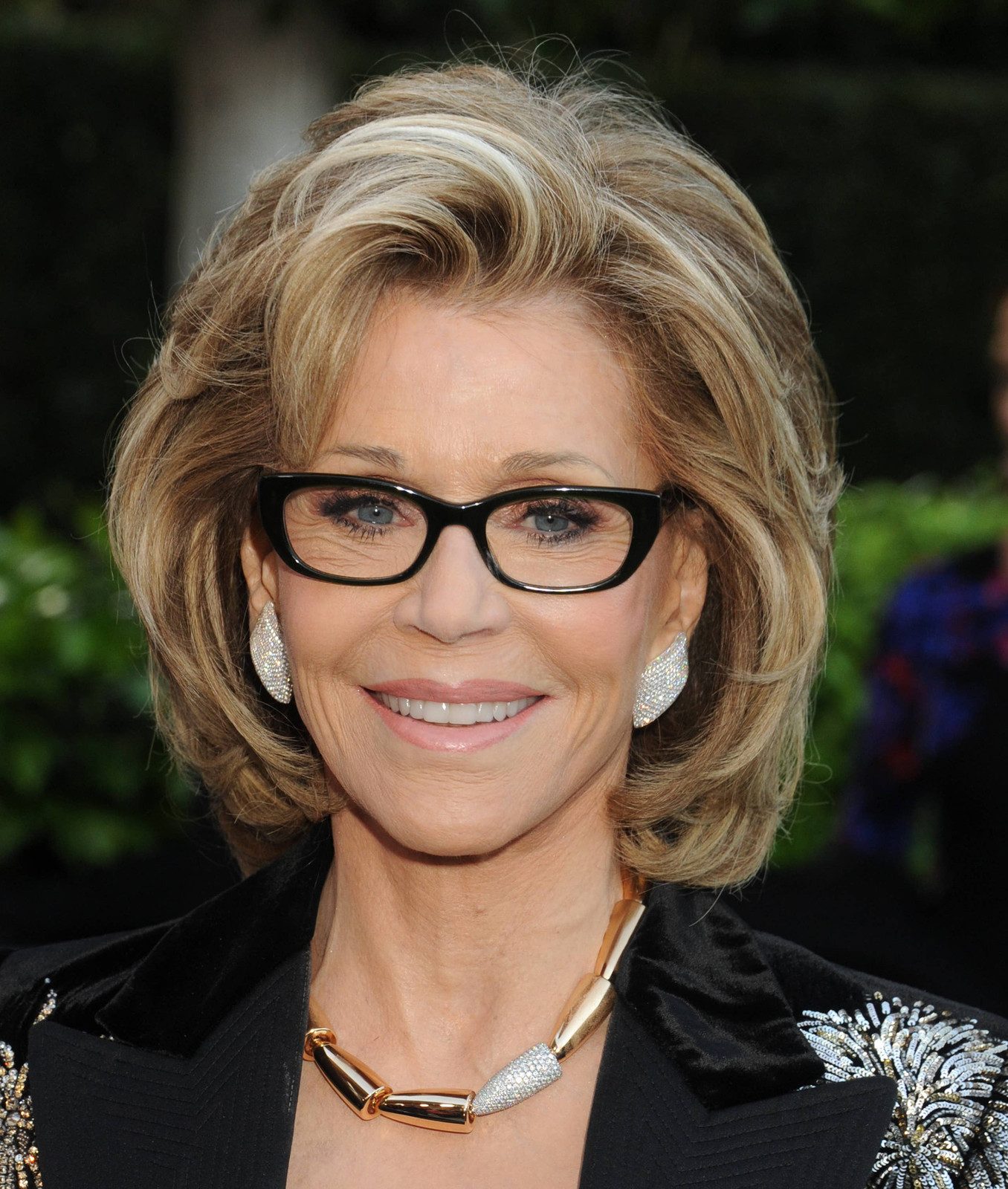 Chin-Length Bob With Blonde Highlights — Haircuts for Women Over 50 with Glasses