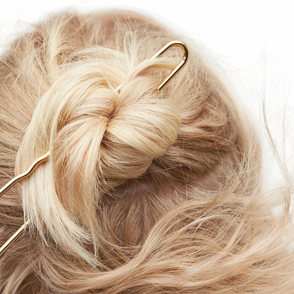Elegant Blonde Twisted Bun Elegant Blonde Twisted Bun — Second Day Hairstyles