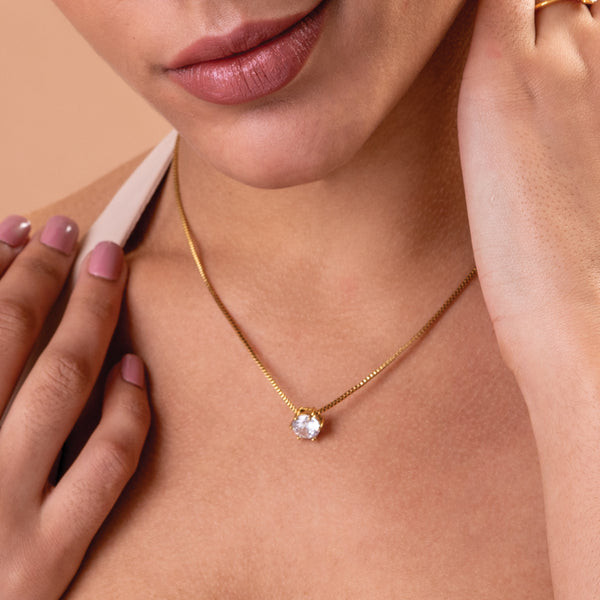 Solitaire Pendant Necklace for Classic Appeal — Dainty Gold Necklaces