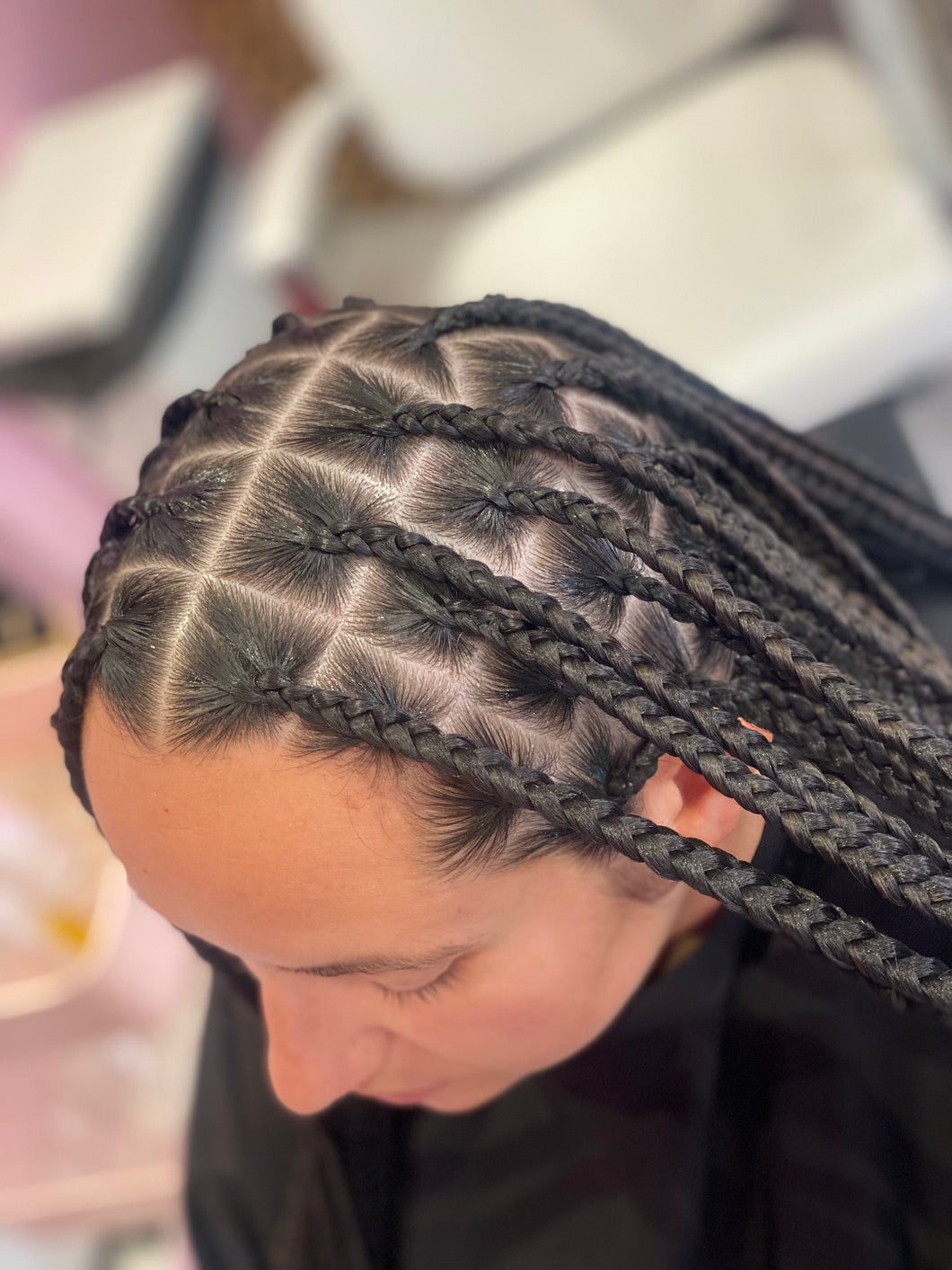 Mid-Back Braids with Neat Consistency Mid-Back Braids with Neat Consistency — Jumbo Knotless Braids