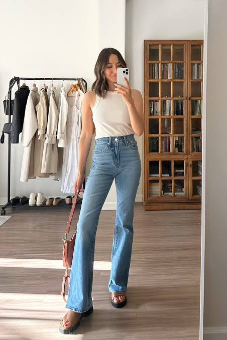 Light Wash Flare Jeans with White Top and Platform Sandals Light Wash Flare Jeans with White Top and Platform Sandals — Madewell Outfits