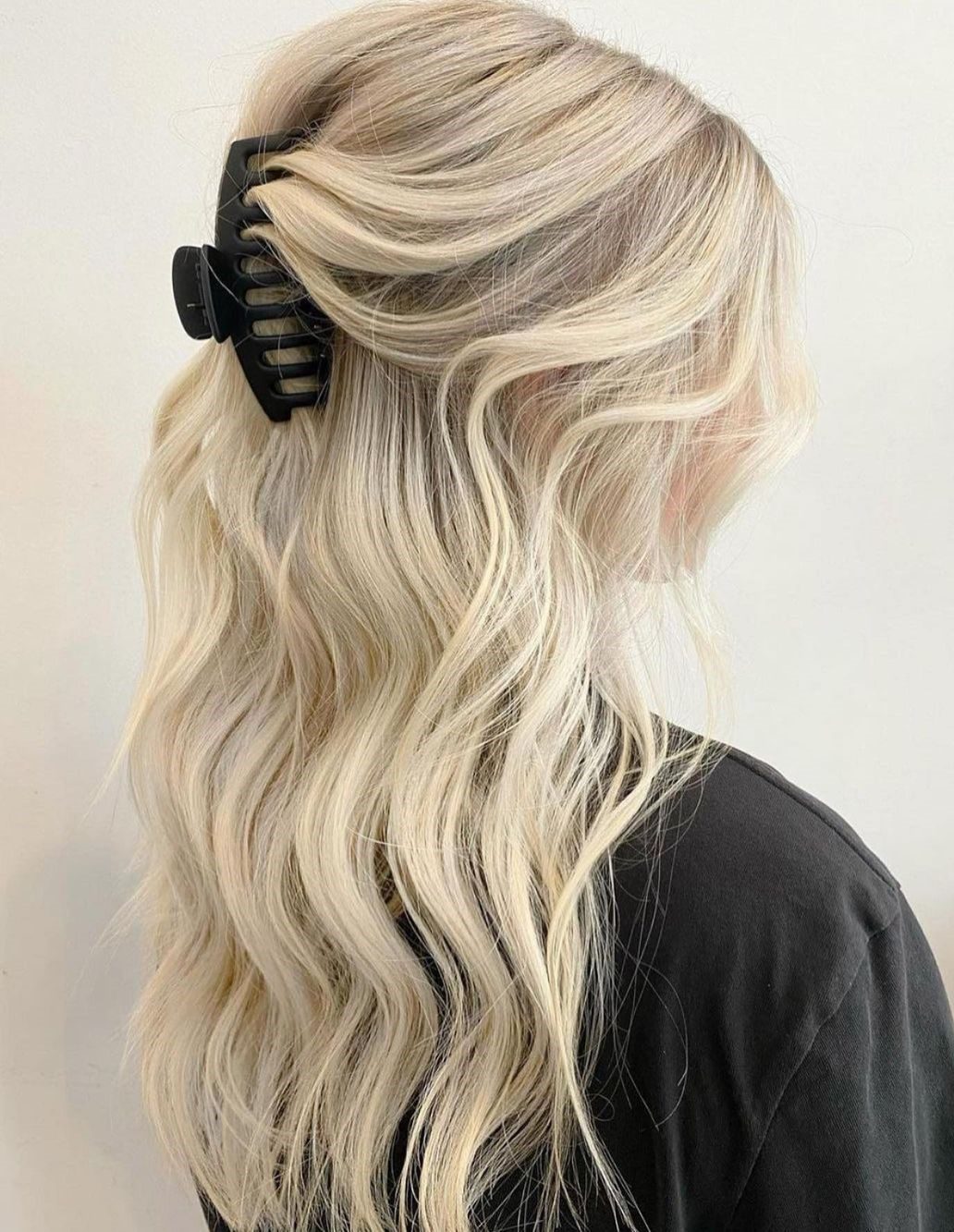 Air-Dried Textured Layers for Volume Air-Dried Textured Layers for Volume — Hairstyles for Greasy Hair