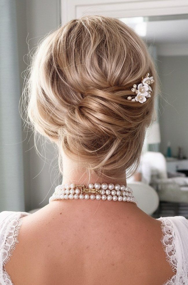 Chin Visual Idea Chin Visual Idea — Wedding Hairstyles
