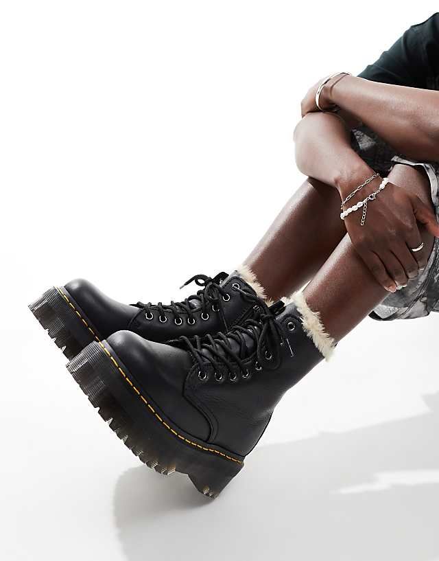Cozy Lining: Fur-Lined Jadon Boots with Shorts and Bracelets Cozy Lining: Fur-Lined Jadon Boots with Shorts and Bracelets — Jadon Boots Outfits
