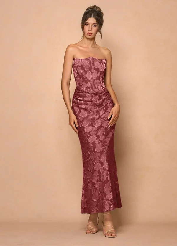 Burgundy Brocade Strapless Corset Dress for Semi-Formal Elegance Burgundy Brocade Strapless Corset Dress for Semi-Formal Elegance — Semi Formal Outfits