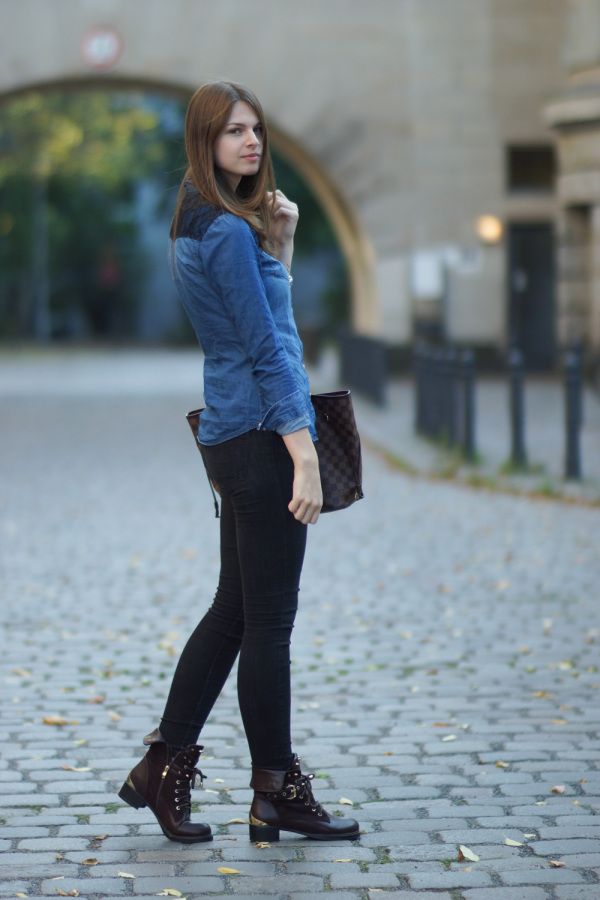 Denim Shirt with Skinny Jeans and Lace-Up Boots Denim Shirt with Skinny Jeans and Lace-Up Boots — Denim Shirt Outfits