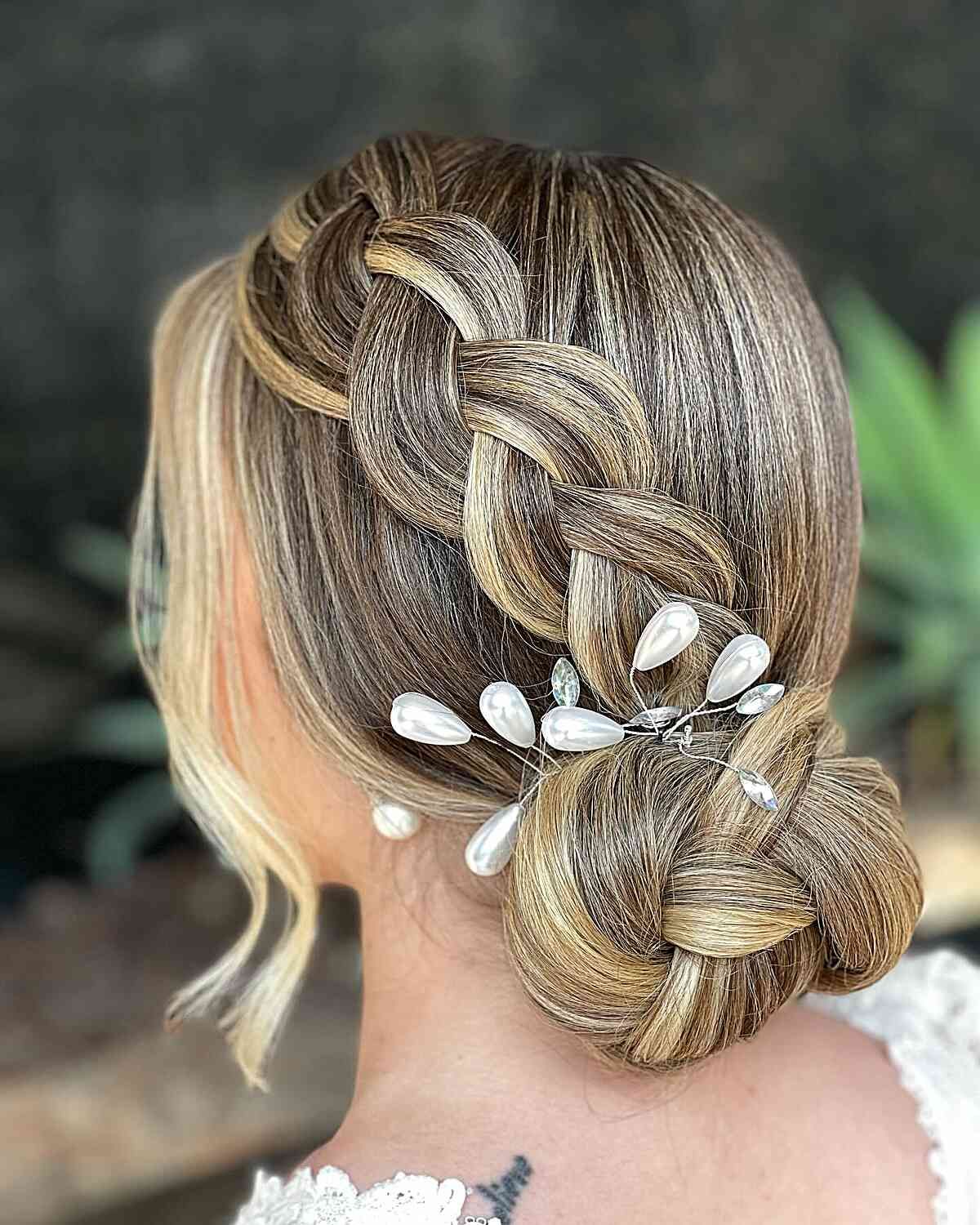 Collarbone Visual Idea — Boho Braided Wedding Hair