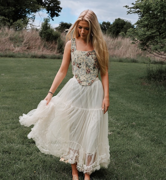 White Lace-Trimmed Tulle Skirt with Corset Top White Lace-Trimmed Tulle Skirt with Corset Top — Tulle Skirts