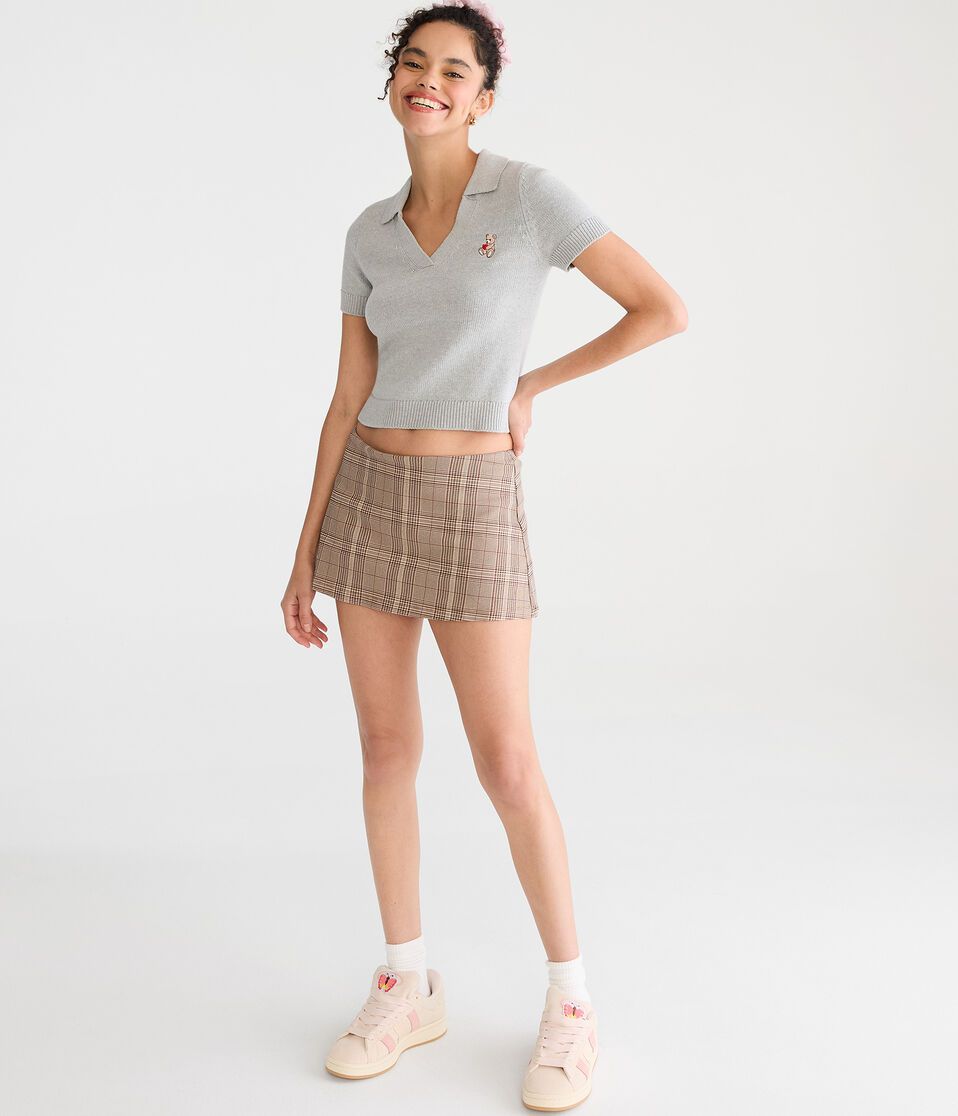 Relaxed Plaid Mini Skirt with Polo Shirt and Sneakers Relaxed Plaid Mini Skirt with Polo Shirt and Sneakers — Plaid Skirts
