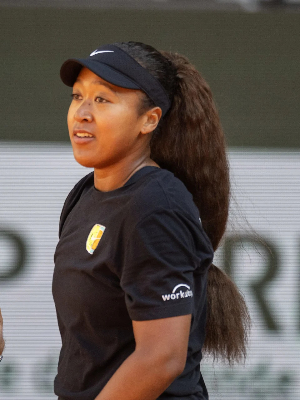 The Voluminous Dark Brown Ponytail The Voluminous Dark Brown Ponytail — Tennis Hairstyles