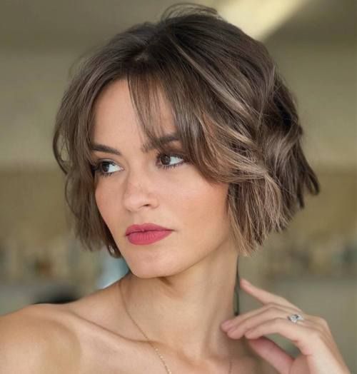 Chin Bob with Soft Waves and Wispy Bangs Chin Bob with Soft Waves and Wispy Bangs — Hairstyles for Diamond Faces