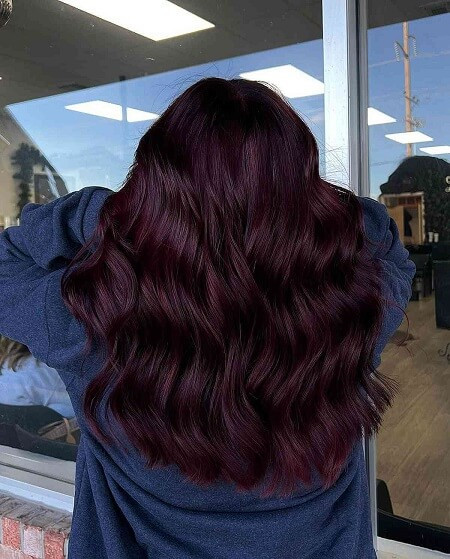 Burgundy Brown Mid-Back Waves Burgundy Brown Mid-Back Waves — Maroon Hair