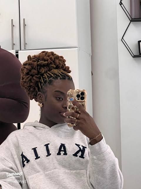 Loc Petals