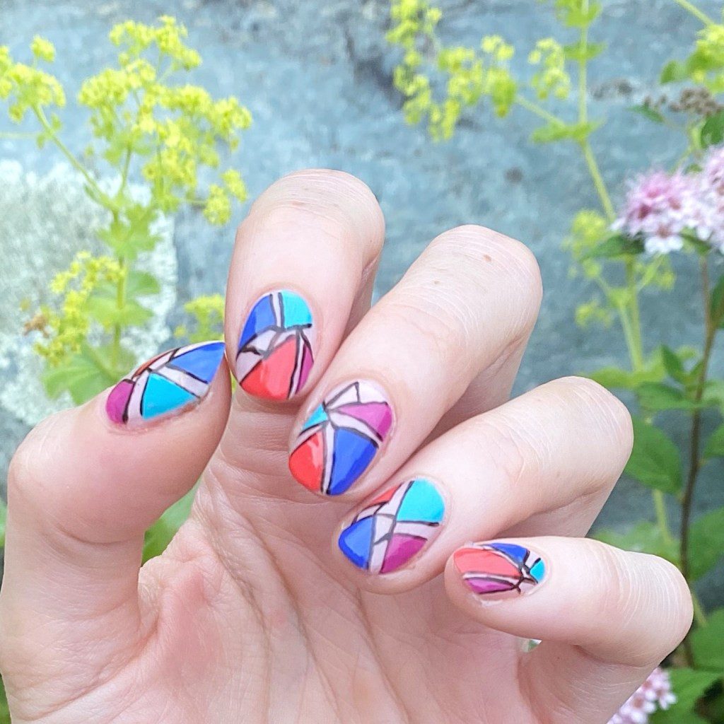 Visual Idea Visual Idea — Color Block Nails