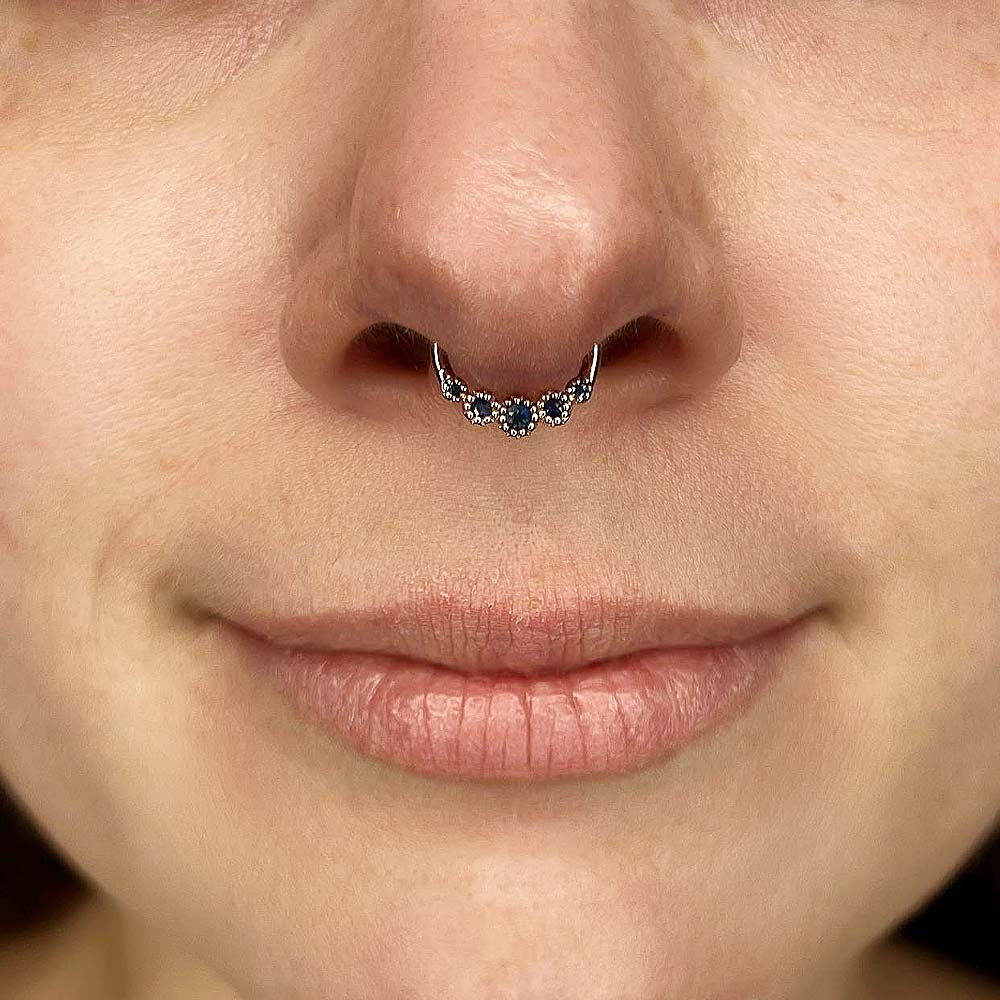 Silver Septum Ring with Dark Blue Stones Silver Septum Ring with Dark Blue Stones — Septum Piercing Ideas